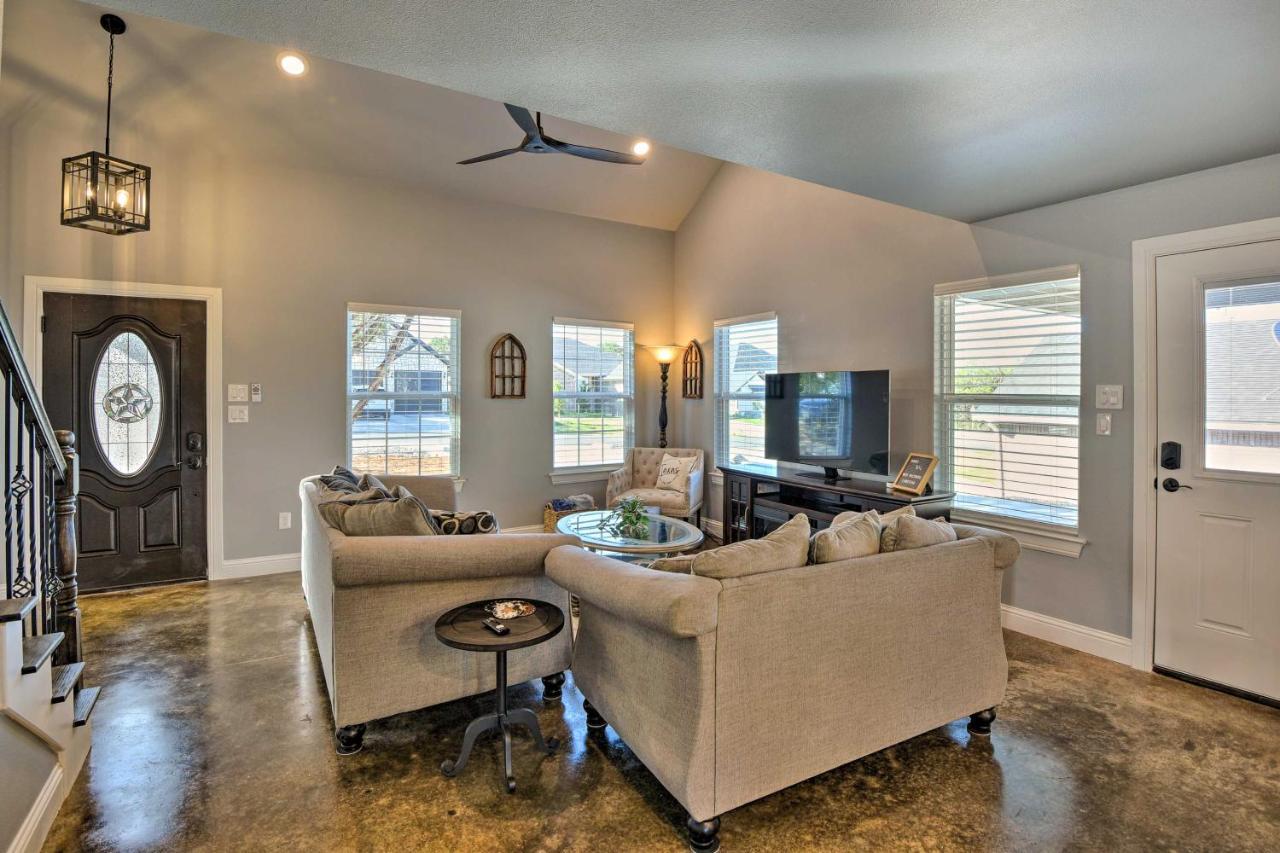 Granbury Home With Hot Tub And Furnished Patio! Exterior foto
